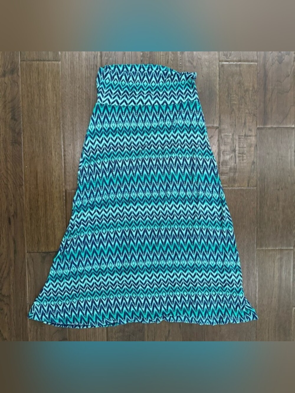 B_Envied Teal & Blue Geometric Chevron Maxi Skirt - Size Large